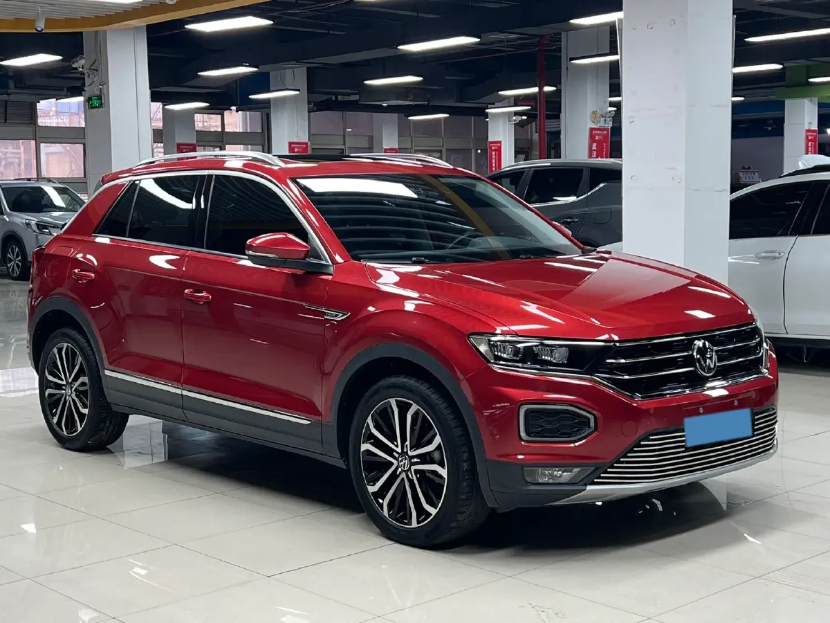 2022 Volkswagen T-Roc 1.4T 150HP L4 7DCT,autocango,china used car exporter,china ev exporter,chinese used car exporter,chinese used ev exporter
