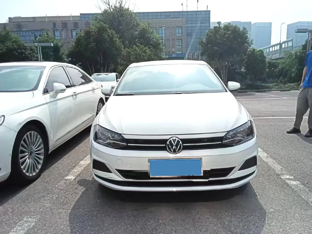 2023 Volkswagen Polo 1.5L 113HP L4 6AT,autocango,china used car exporter,china ev exporter,chinese used car exporter,chinese used ev exporter
