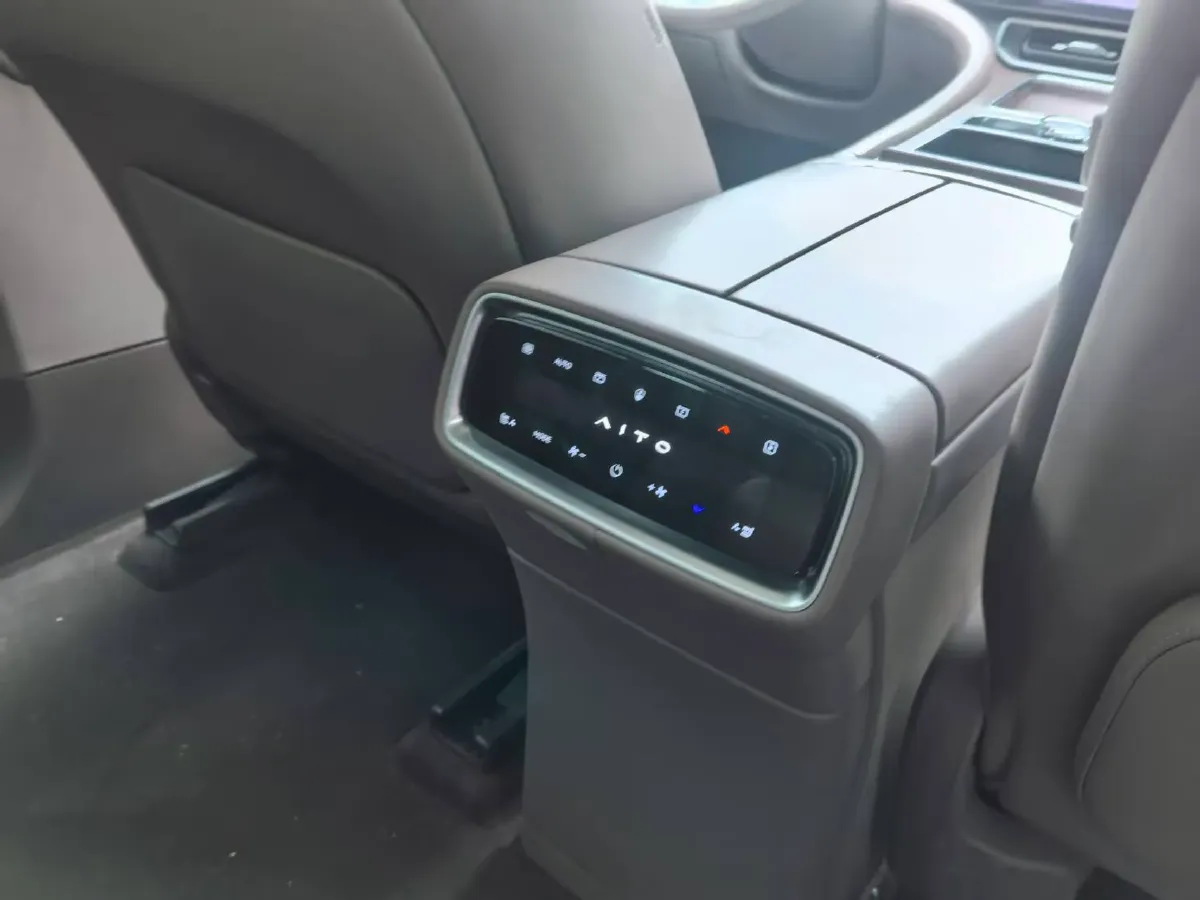 2024 HIMA AITO M9 1.5T 152HP L4 REEV 52KWH,autocango,china used car exporter,china ev exporter,chinese used car exporter,chinese used ev exporter