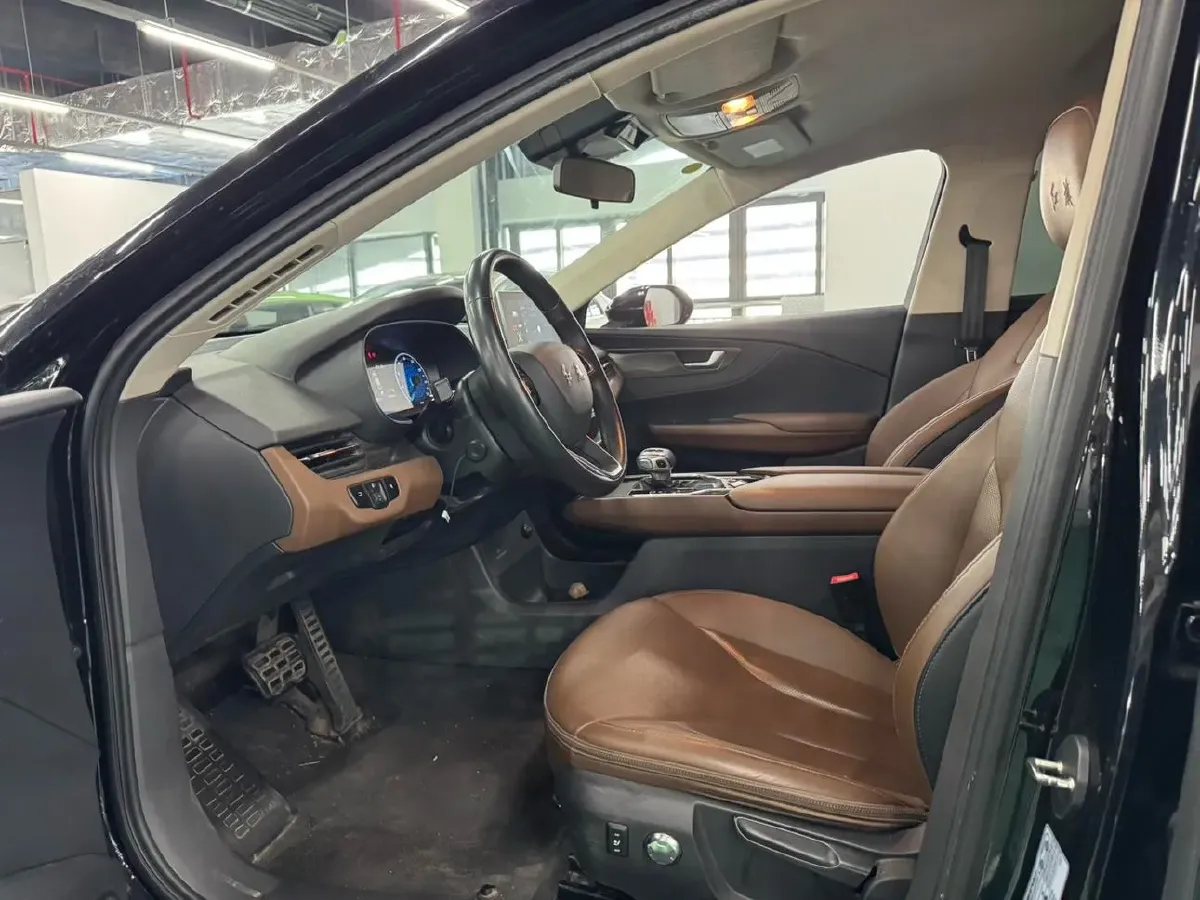 2022 HongQi E-QM5 BEV 56KWH,autocango,china used car exporter,china ev exporter,chinese used car exporter,chinese used ev exporter