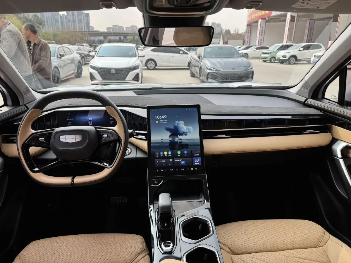 2023 Geely StarRay 1.5T 181HP L4 7DCT,autocango,china used car exporter,china ev exporter,chinese used car exporter,chinese used ev exporter