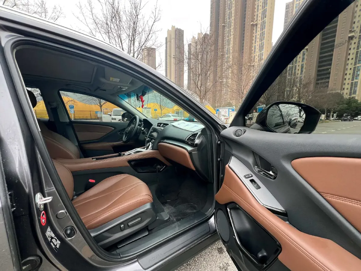 2017 Acura CDX 1.5T 182HP L4 8DCT,autocango,china used car exporter,china ev exporter,chinese used car exporter,chinese used ev exporter