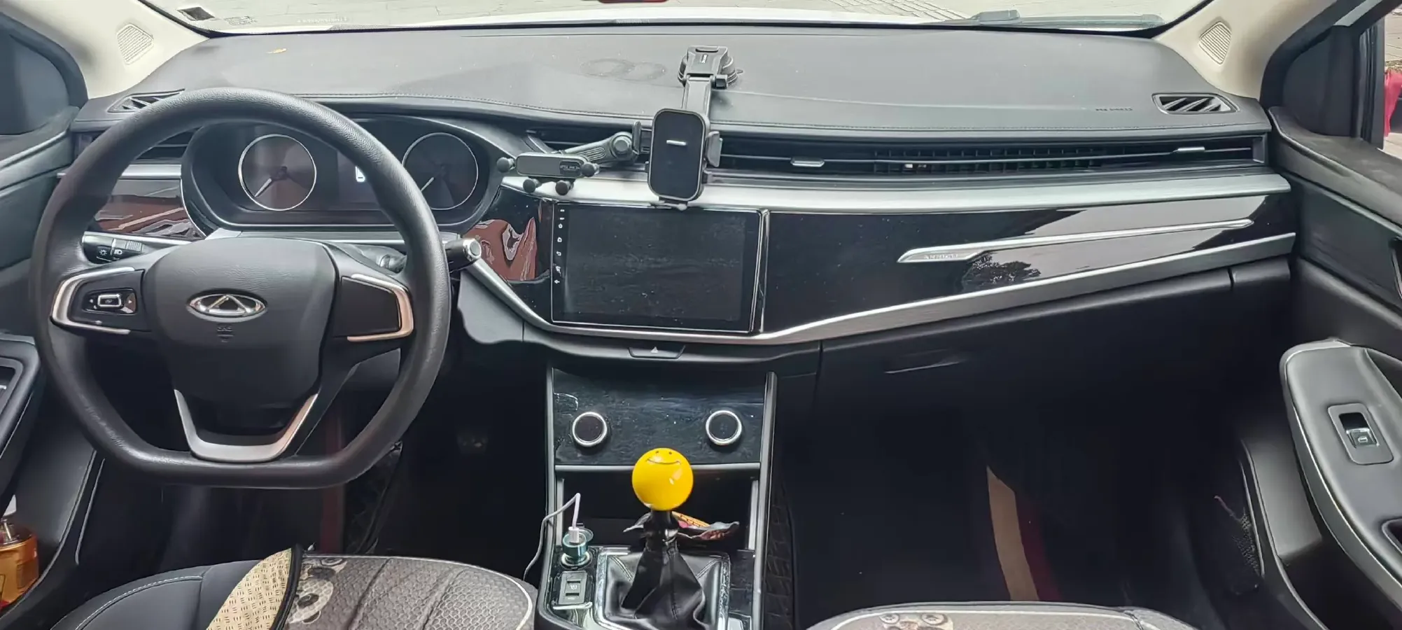 2023 Chery Arrizo 5 1.5L 116HP L4 5MT,autocango,china used car exporter,china ev exporter,chinese used car exporter,chinese used ev exporter