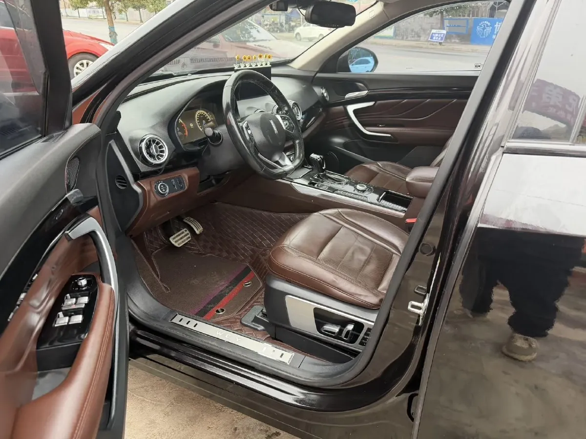 2017 WEY VV7 2.0T 234HP L4 7DCT,autocango,china used car exporter,china ev exporter,chinese used car exporter,chinese used ev exporter