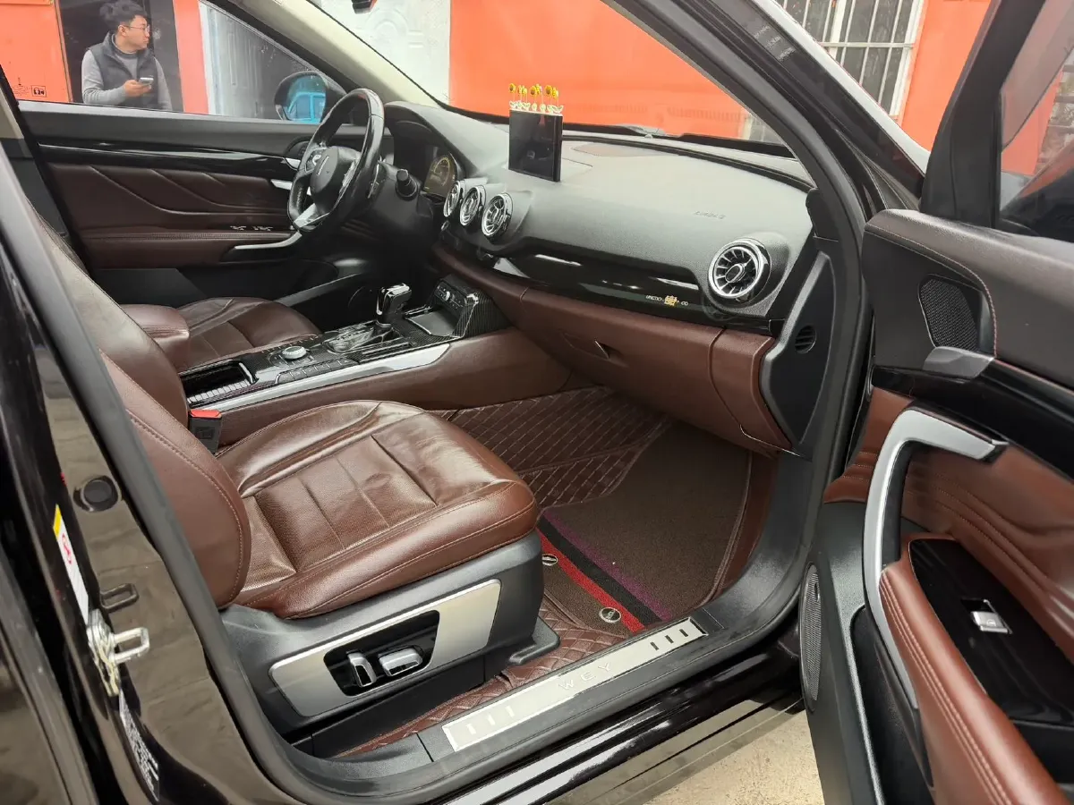 2017 WEY VV7 2.0T 234HP L4 7DCT,autocango,china used car exporter,china ev exporter,chinese used car exporter,chinese used ev exporter