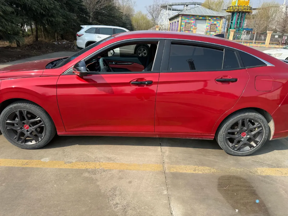 2021 DongFeng Aeolus YiXuan 1.5T 150HP L4 6DCT,autocango,china used car exporter,china ev exporter,chinese used car exporter,chinese used ev exporter