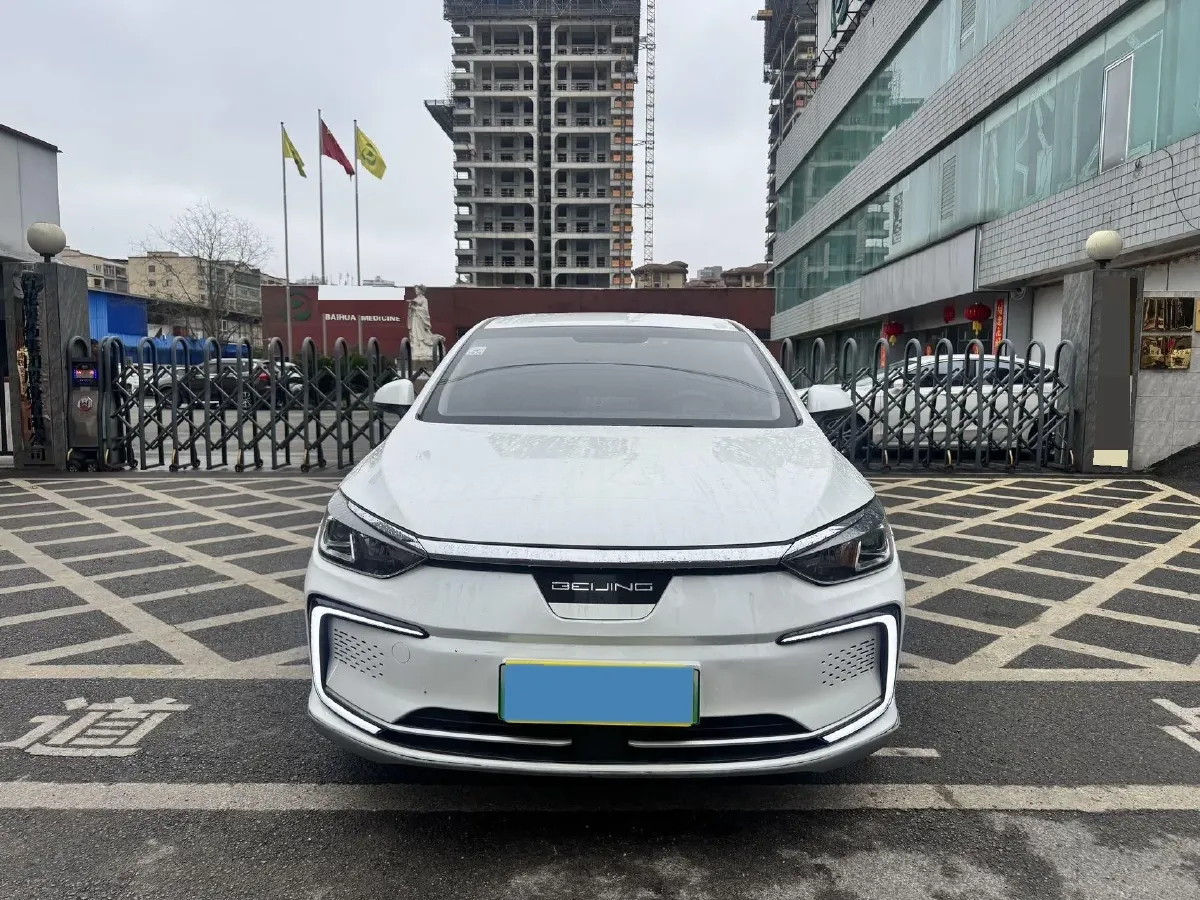2022 Bestune B70 2.0T 224HP L4 6AT,autocango,china used car exporter,china ev exporter,chinese used car exporter,chinese used ev exporter