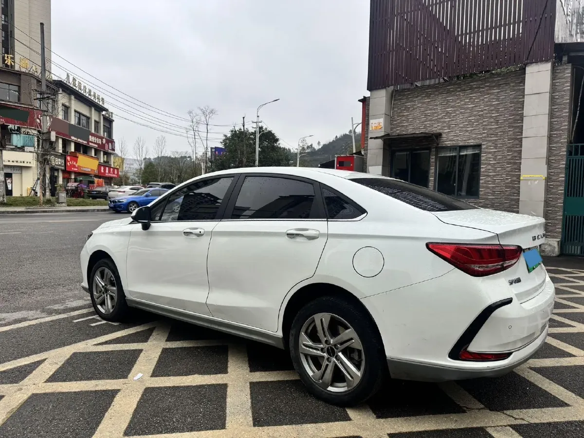 2022 Bestune B70 2.0T 224HP L4 6AT,autocango,china used car exporter,china ev exporter,chinese used car exporter,chinese used ev exporter