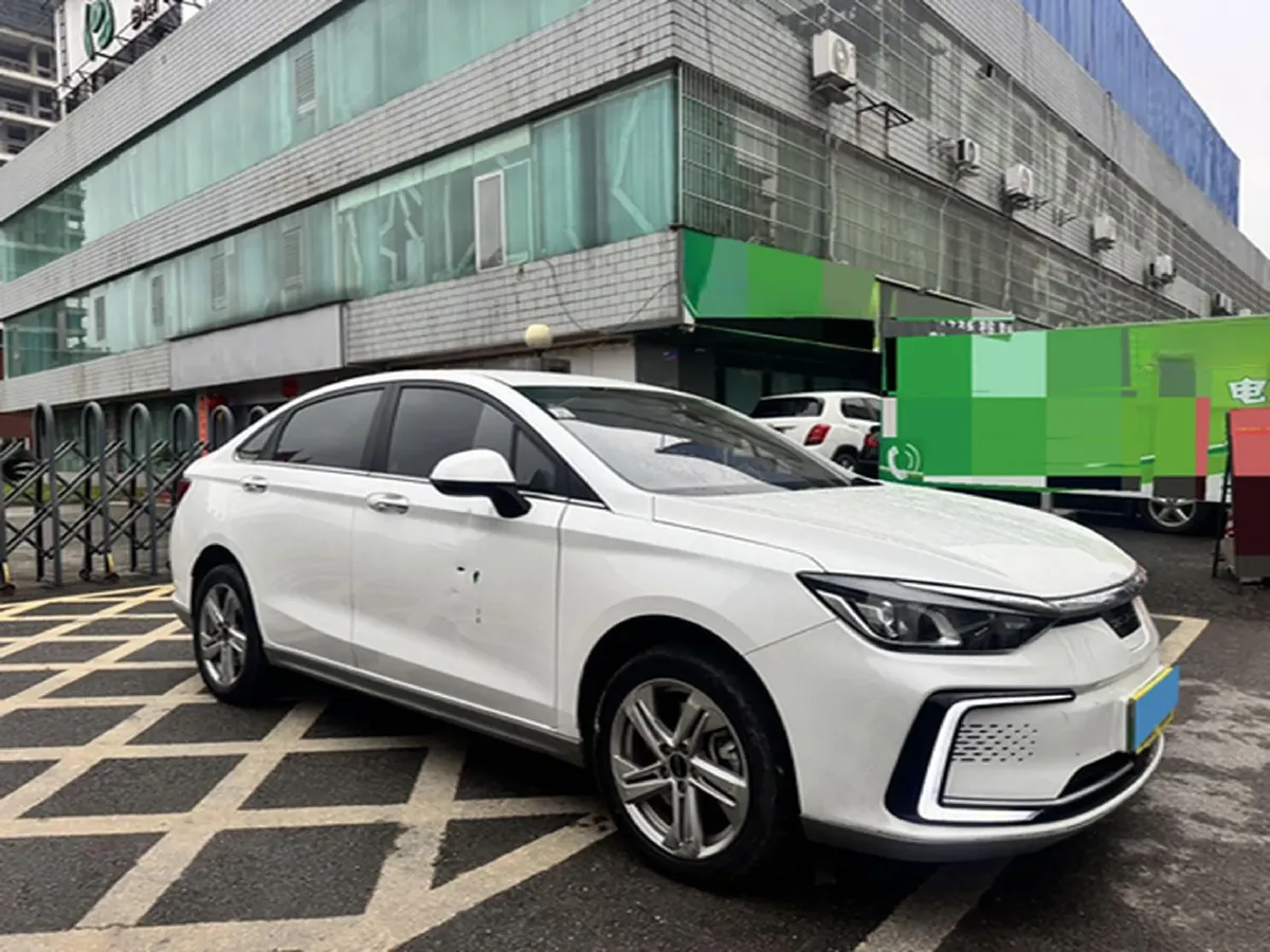 2022 Bestune B70 2.0T 224HP L4 6AT,autocango,china used car exporter,china ev exporter,chinese used car exporter,chinese used ev exporter