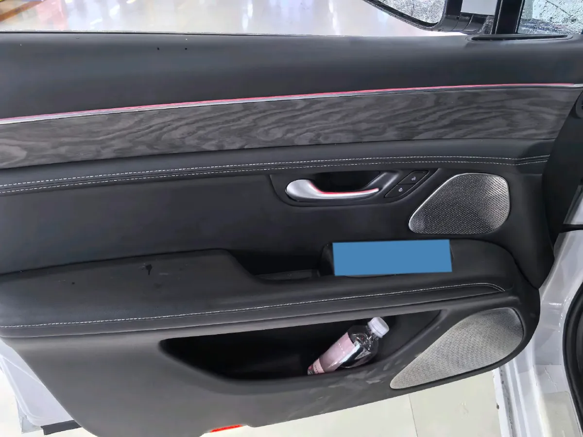 2022 AITO AITO M5 Range Extended 125HP REEV 40KWH,autocango,china used car exporter,china ev exporter,chinese used car exporter,chinese used ev exporter