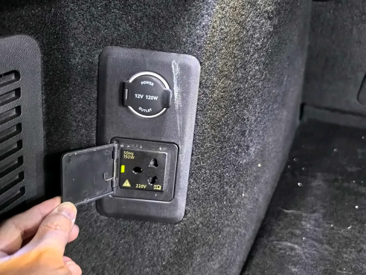 2022 AITO AITO M5 Range Extended 125HP REEV 40KWH,autocango,china used car exporter,china ev exporter,chinese used car exporter,chinese used ev exporter