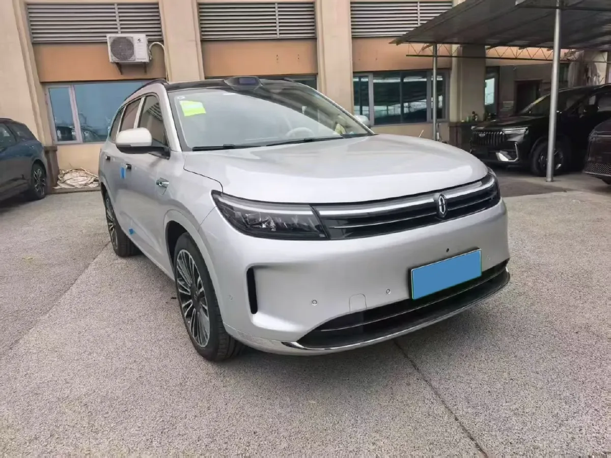 2024 AITO AITO M7 1.5T 152HP L4 REEV 42KWH,autocango,china used car exporter,china ev exporter,chinese used car exporter,chinese used ev exporter