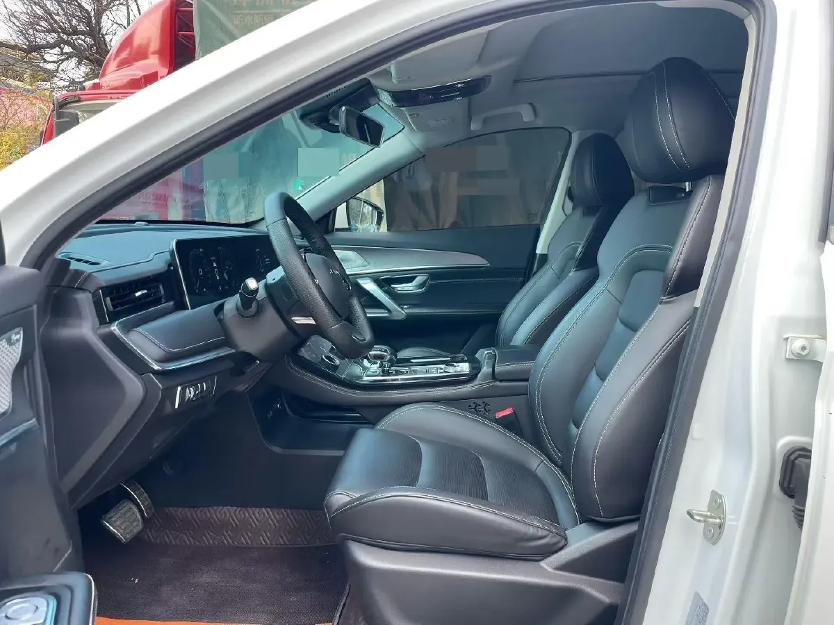 2021 Jetour X70 Plus 1.6T 197HP L4 7DCT,autocango,china used car exporter,china ev exporter,chinese used car exporter,chinese used ev exporter