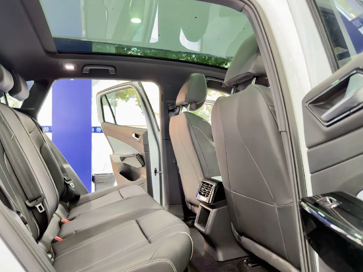 2022 Volkswagen ID.4 X BEV 83.4KWH,autocango,china used car exporter,china ev exporter,chinese used car exporter,chinese used ev exporter