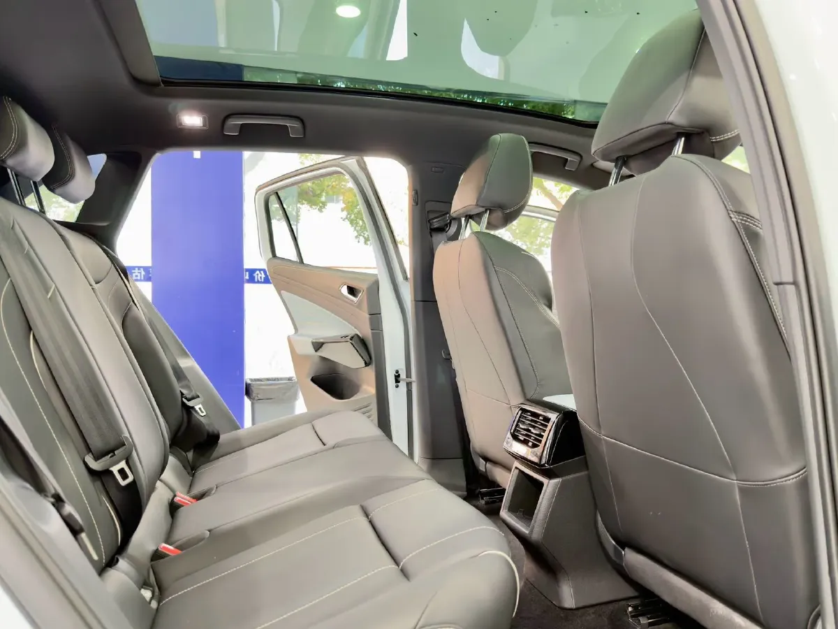 2022 Volkswagen ID.4 X BEV 83.4KWH,autocango,china used car exporter,china ev exporter,chinese used car exporter,chinese used ev exporter