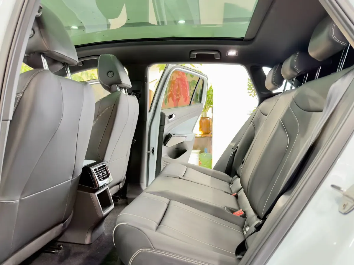 2022 Volkswagen ID.4 X BEV 83.4KWH,autocango,china used car exporter,china ev exporter,chinese used car exporter,chinese used ev exporter