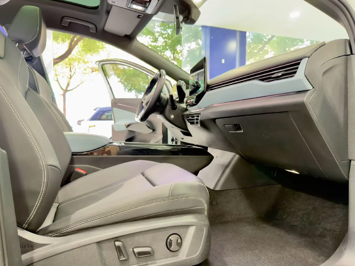 2022 Volkswagen ID.4 X BEV 83.4KWH,autocango,china used car exporter,china ev exporter,chinese used car exporter,chinese used ev exporter