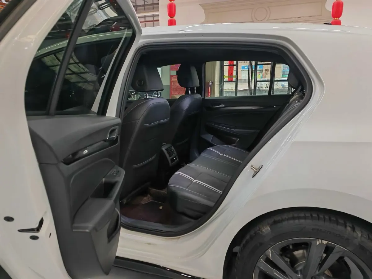 2023 Volkswagen Golf 1.4T 150HP L4 7DCT,autocango,china used car exporter,china ev exporter,chinese used car exporter,chinese used ev exporter