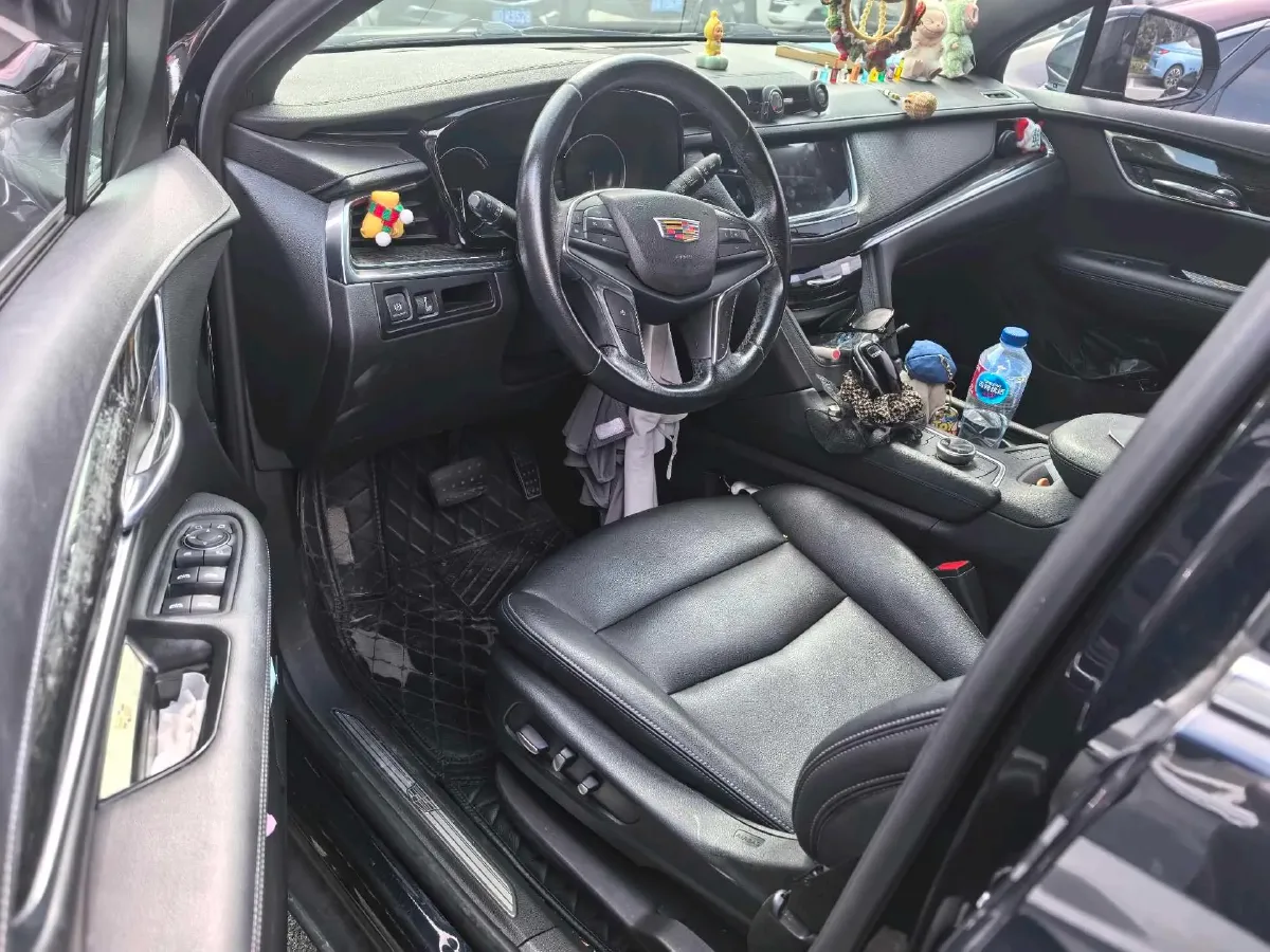 2021 Cadillac XT5 2.0T 237HP L4 9AT,autocango,china used car exporter,china ev exporter,chinese used car exporter,chinese used ev exporter