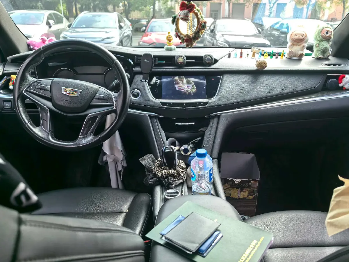 2021 Cadillac XT5 2.0T 237HP L4 9AT,autocango,china used car exporter,china ev exporter,chinese used car exporter,chinese used ev exporter