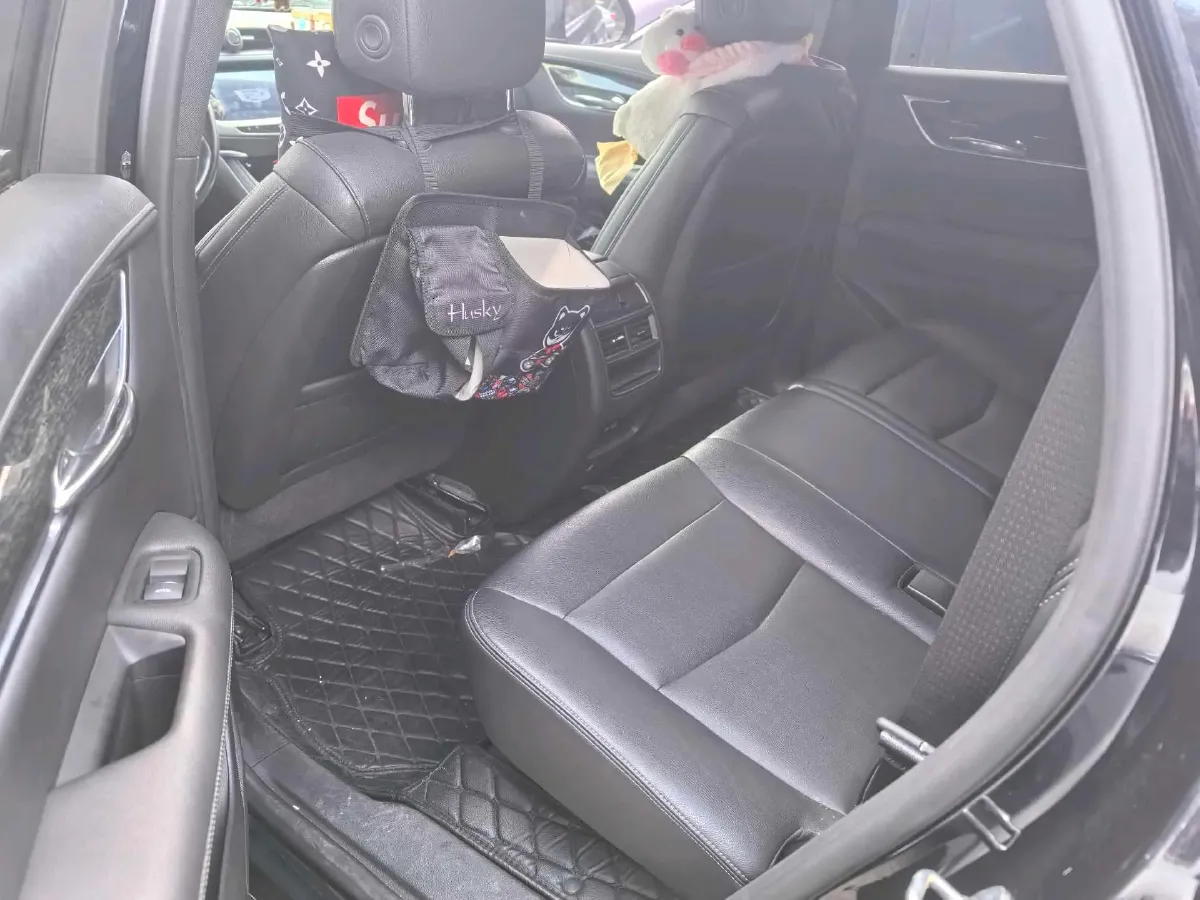 2021 Cadillac XT5 2.0T 237HP L4 9AT,autocango,china used car exporter,china ev exporter,chinese used car exporter,chinese used ev exporter