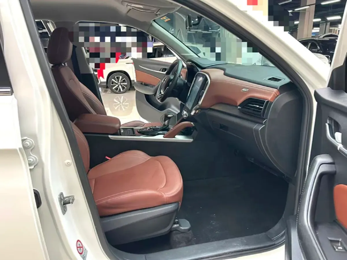 2018 Brilliance Auto V6 1.5T 150HP L4 7DCT,autocango,china used car exporter,china ev exporter,chinese used car exporter,chinese used ev exporter