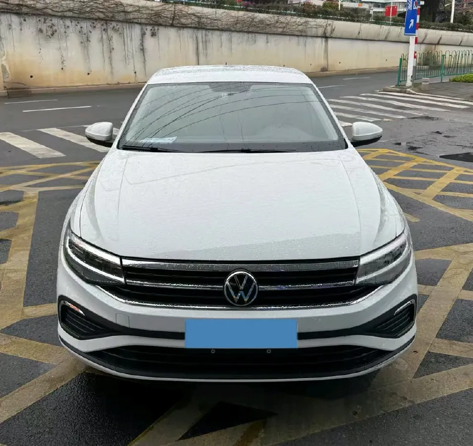 2024 Volkswagen Bora 1.2T 116HP L4 7DCT,autocango,china used car exporter,china ev exporter,chinese used car exporter,chinese used ev exporter