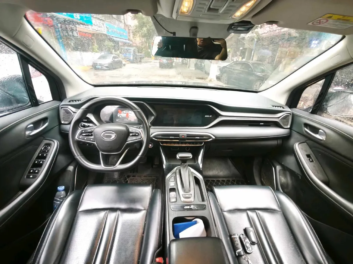 2022 GAC Trumpchi GS4 1.5T 169HP L4 6AT,autocango,china used car exporter,china ev exporter,chinese used car exporter,chinese used ev exporter