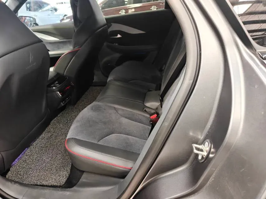 2022 ARCFOX αS BEV 74.5KWH,autocango,china used car exporter,china ev exporter,chinese used car exporter,chinese used ev exporter