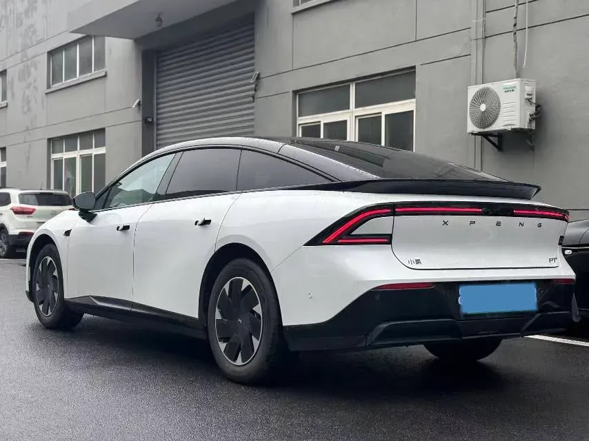 2024 Xpeng P7+ BEV 60.7KWH,autocango,china used car exporter,china ev exporter,chinese used car exporter,chinese used ev exporter