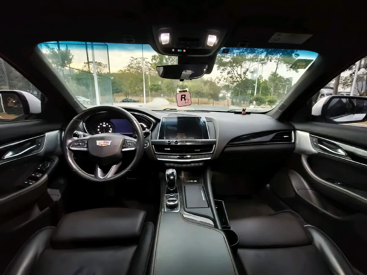 2020 Cadillac CT5 2.0T 237HP L4 10AT,autocango,china used car exporter,china ev exporter,chinese used car exporter,chinese used ev exporter