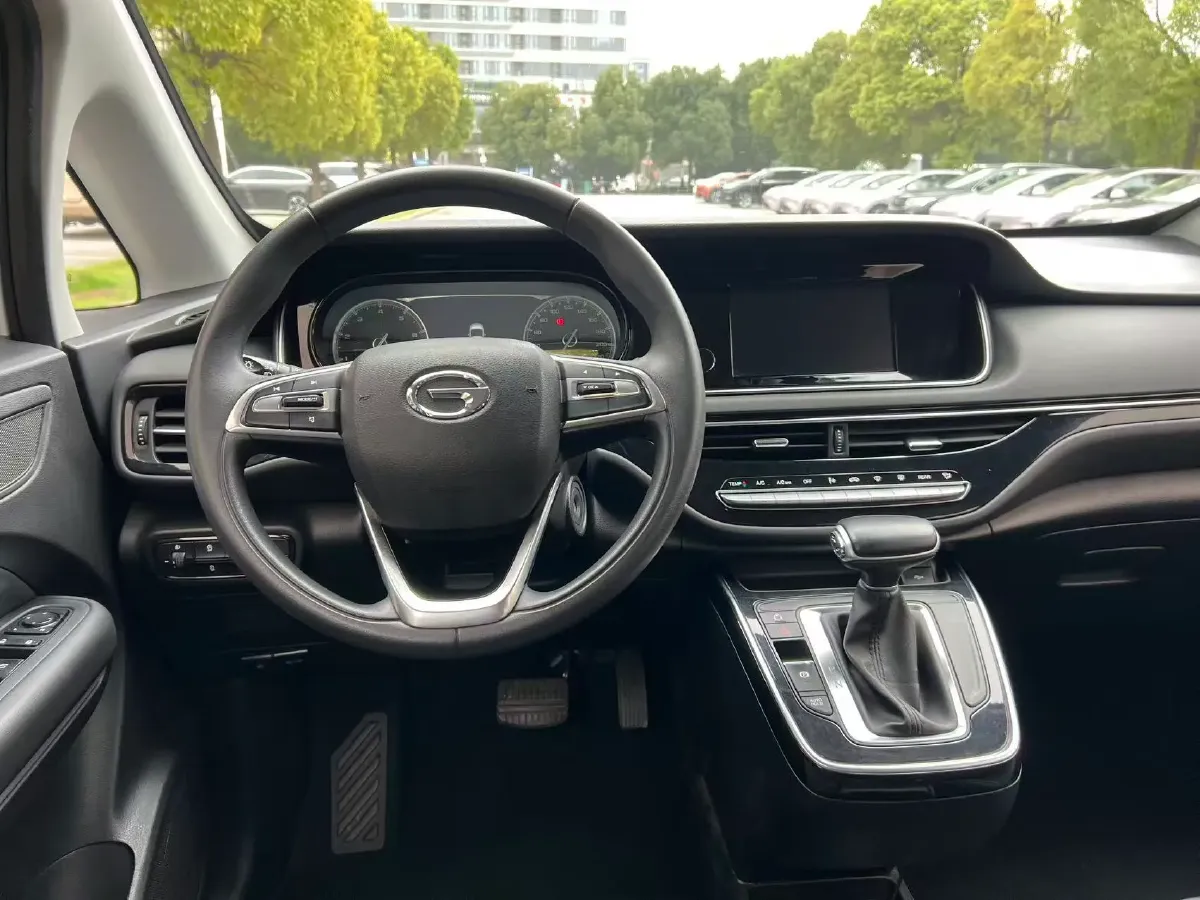 2021 GAC Trumpchi M6 1.5T 169HP L4 7DCT,autocango,china used car exporter,china ev exporter,chinese used car exporter,chinese used ev exporter