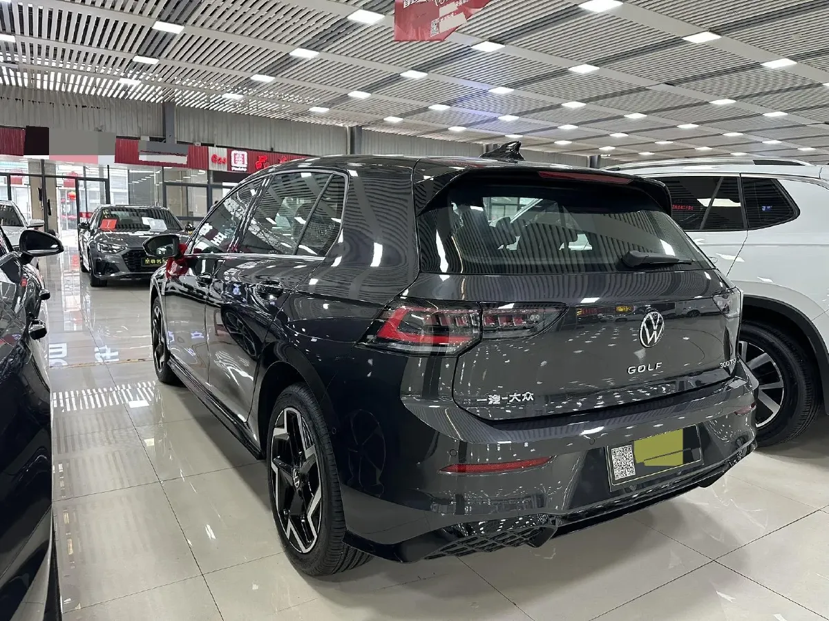 2025 Volkswagen Golf 1.5T 160HP L4 7DCT,autocango,china used car exporter,china ev exporter,chinese used car exporter,chinese used ev exporter