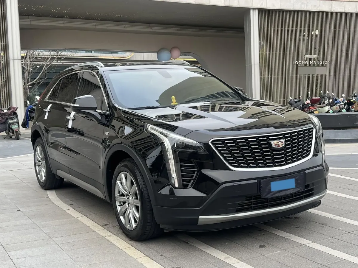 2020 Cadillac XT4 2.0T 241HP L4 9AT,autocango,china used car exporter,china ev exporter,chinese used car exporter,chinese used ev exporter