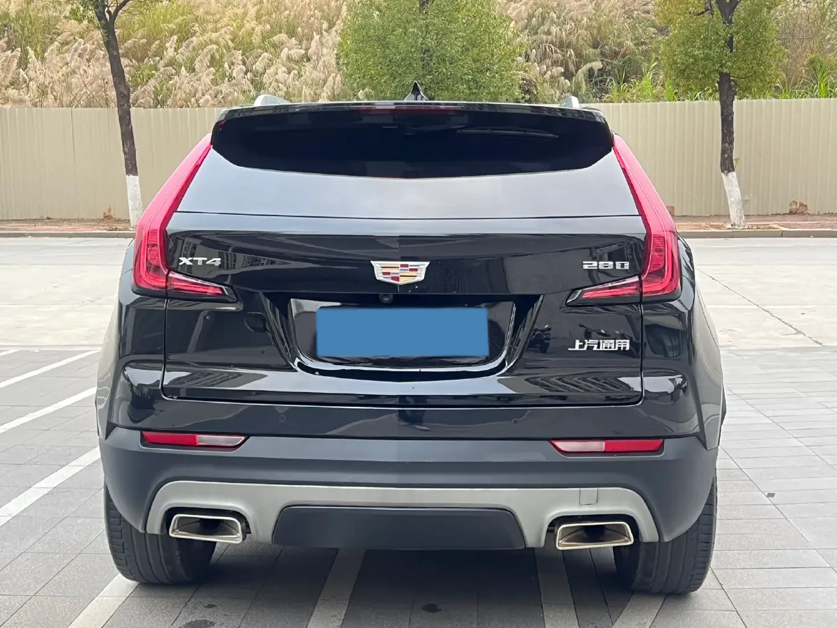 2020 Cadillac XT4 2.0T 241HP L4 9AT,autocango,china used car exporter,china ev exporter,chinese used car exporter,chinese used ev exporter