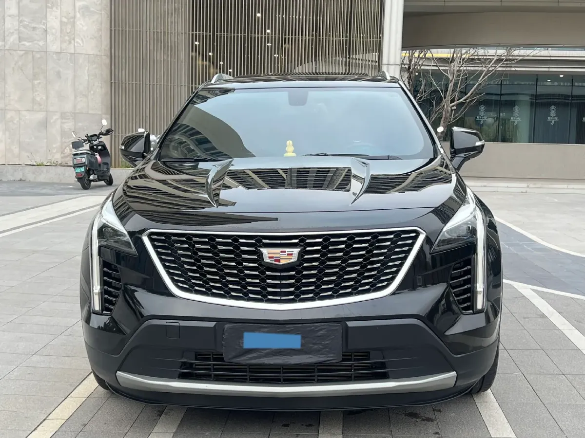 2020 Cadillac XT4 2.0T 241HP L4 9AT,autocango,china used car exporter,china ev exporter,chinese used car exporter,chinese used ev exporter