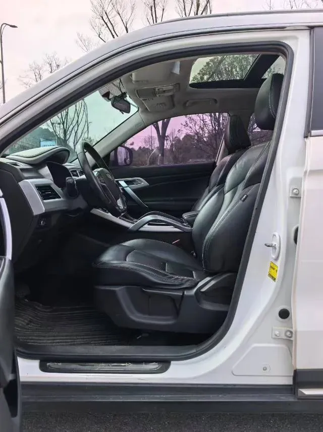 2016 Geely Azkarra 1.8T 184HP L4 6AT,autocango,china used car exporter,china ev exporter,chinese used car exporter,chinese used ev exporter