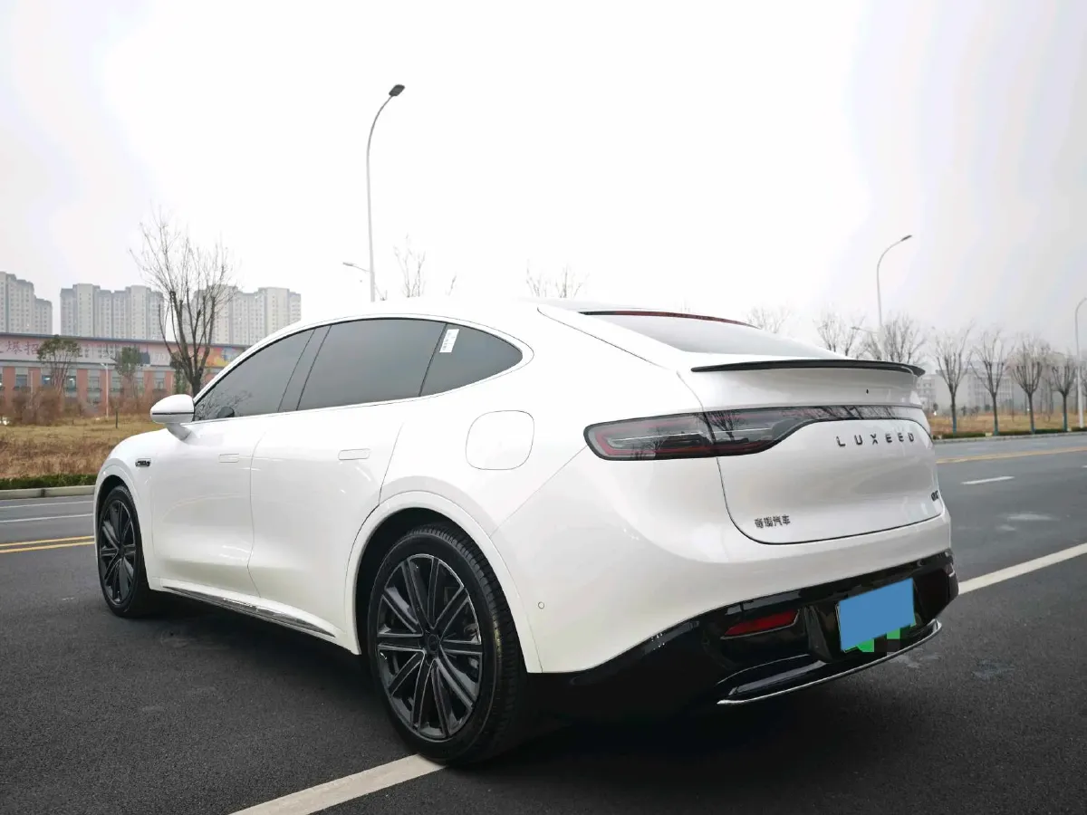 2025 Luxeed R7 REEV 156HP REEV 37KWH,autocango,china used car exporter,china ev exporter,chinese used car exporter,chinese used ev exporter