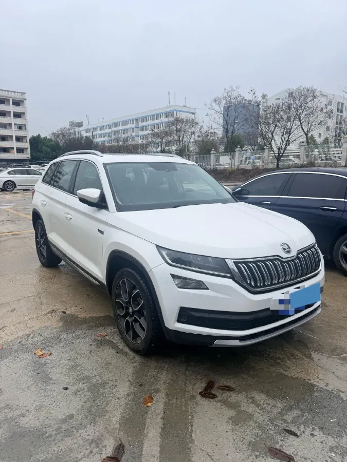 2019 Skoda Kodiak GT 2.0T 220HP L4 7DCT,autocango,china used car exporter,china ev exporter,chinese used car exporter,chinese used ev exporter