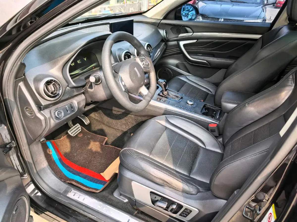 2017 WEY VV7 2.0T 234HP L4 7DCT,autocango,china used car exporter,china ev exporter,chinese used car exporter,chinese used ev exporter