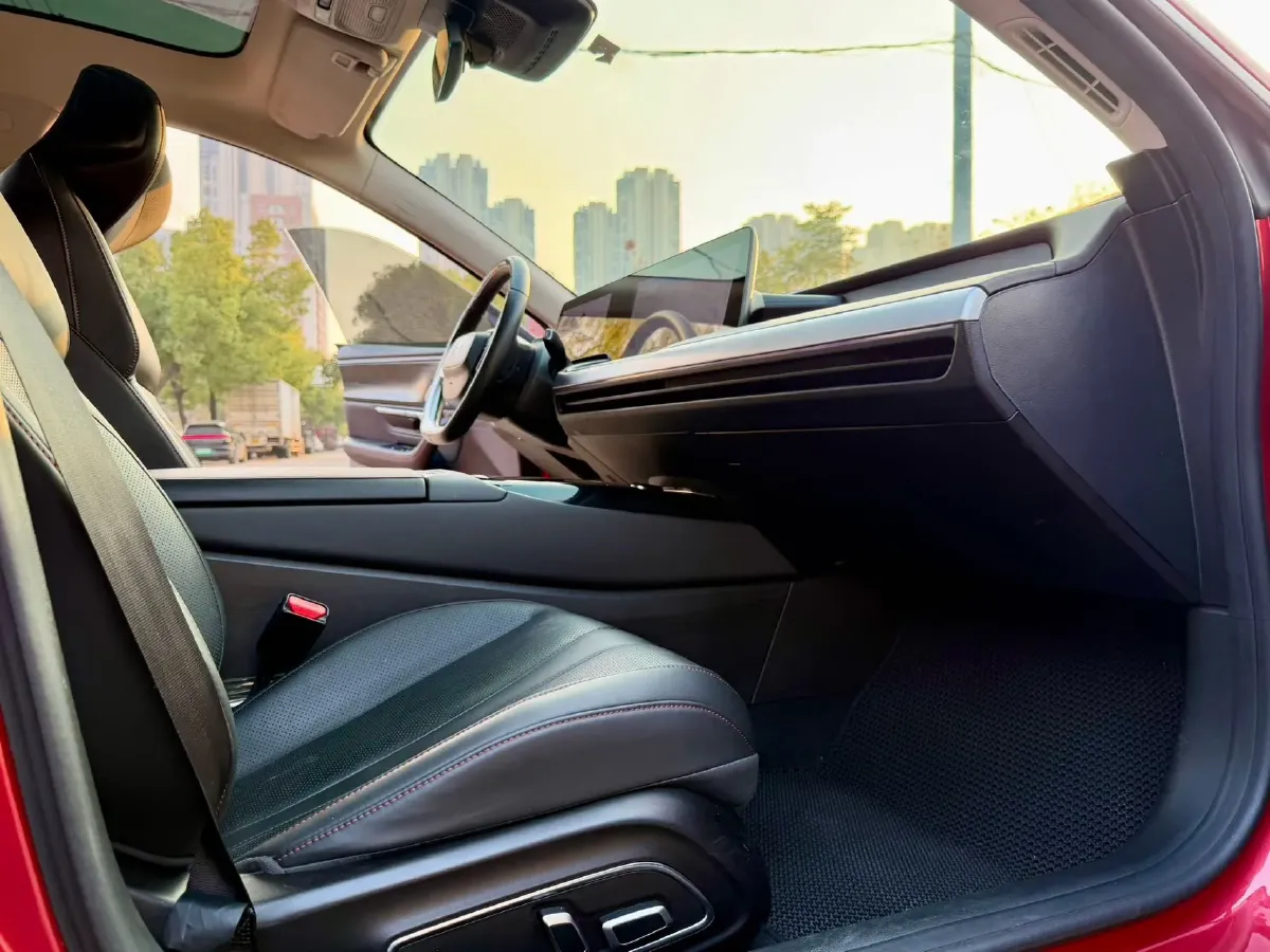 2020 Xpeng P7 BEV 70.8KWH,autocango,china used car exporter,china ev exporter,chinese used car exporter,chinese used ev exporter