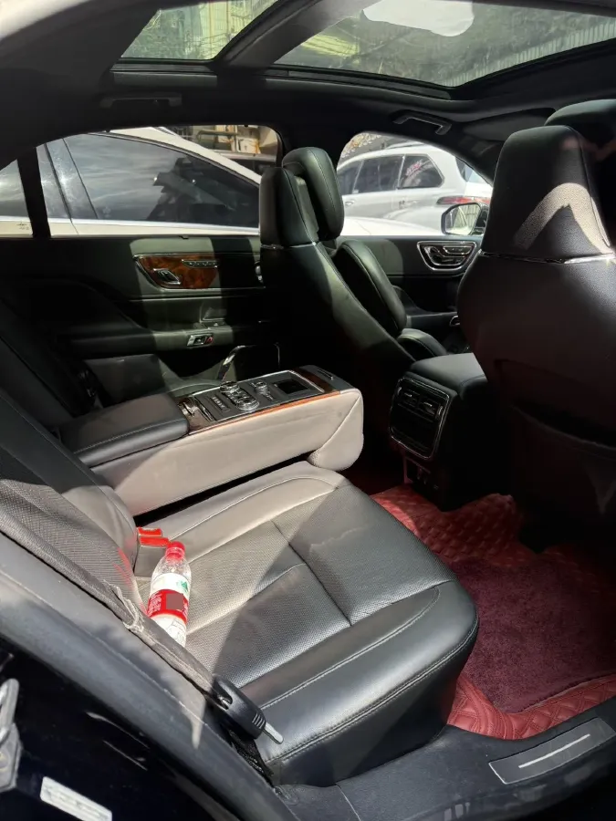 2017 Lincoln Continental 2.0T 261HP L4 6AT,autocango,china used car exporter,china ev exporter,chinese used car exporter,chinese used ev exporter