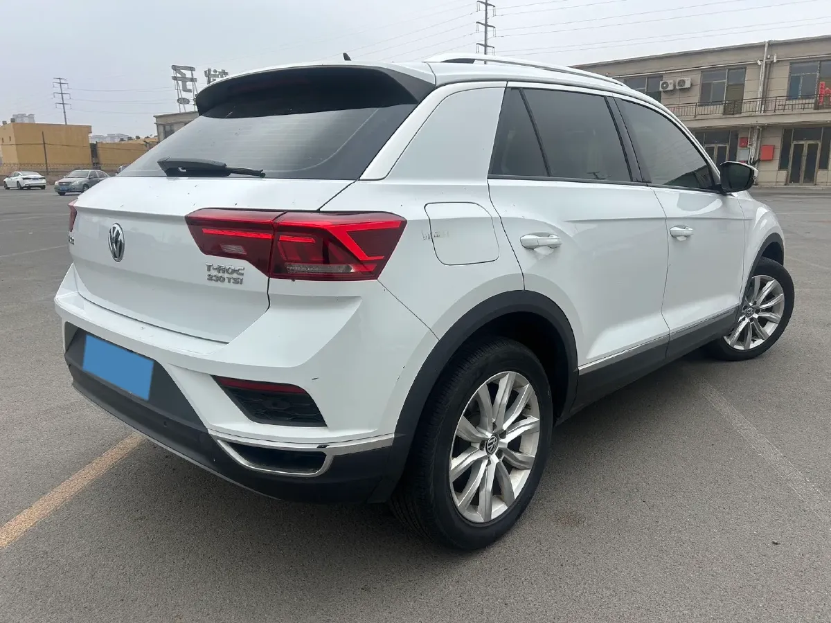 2019 Volkswagen T-Roc 1.4T 131HP L4 7DCT,autocango,china used car exporter,china ev exporter,chinese used car exporter,chinese used ev exporter