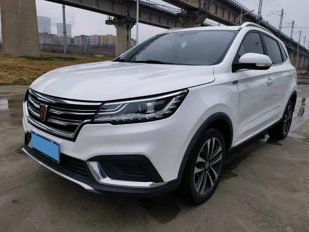2020 Roewe RX3 1.6L 125HP L4 5MT,autocango,china used car exporter,china ev exporter,chinese used car exporter,chinese used ev exporter