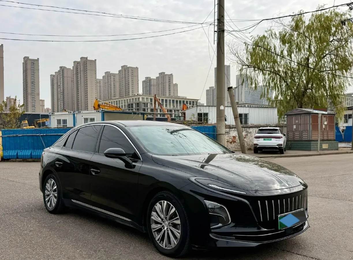 2024 HongQi E-QM5 BEV 72KWH,autocango,china used car exporter,china ev exporter,chinese used car exporter,chinese used ev exporter