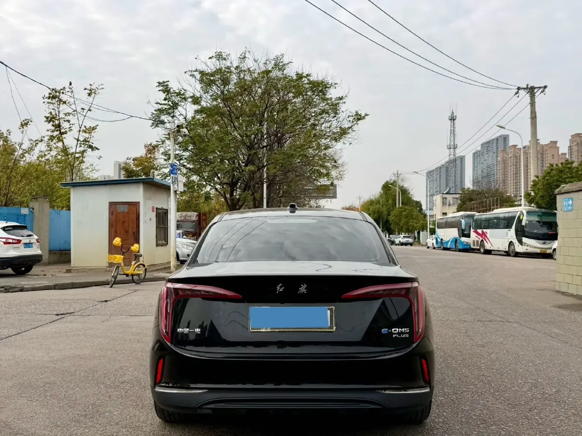 2024 HongQi E-QM5 BEV 72KWH,autocango,china used car exporter,china ev exporter,chinese used car exporter,chinese used ev exporter
