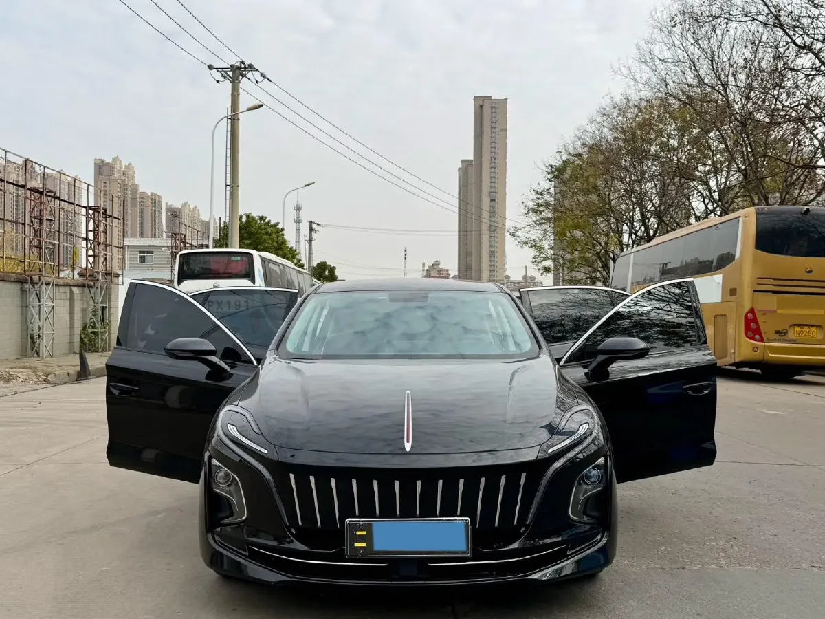 2024 HongQi E-QM5 BEV 72KWH,autocango,china used car exporter,china ev exporter,chinese used car exporter,chinese used ev exporter