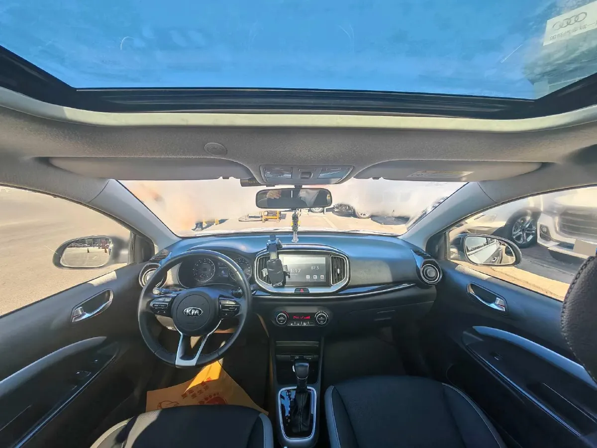 2021 Kia KX1 1.4L 100HP L4 6AT,autocango,china used car exporter,china ev exporter,chinese used car exporter,chinese used ev exporter