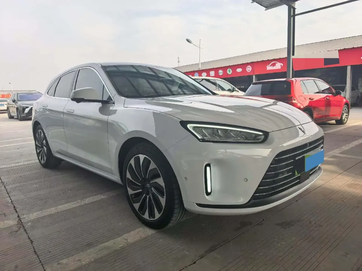2022 Isuzu Mu-X 2.0T 220HP L4 8AT,autocango,china used car exporter,china ev exporter,chinese used car exporter,chinese used ev exporter