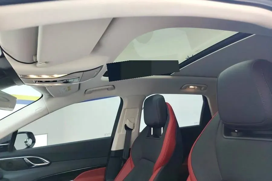 2024 HongQi HS3 1.5T 169HP L4 7DCT,autocango,china used car exporter,china ev exporter,chinese used car exporter,chinese used ev exporter